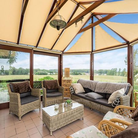 Stunning Holiday Home In Oombergen With Terrace And Garden Zottegem Exteriér fotografie