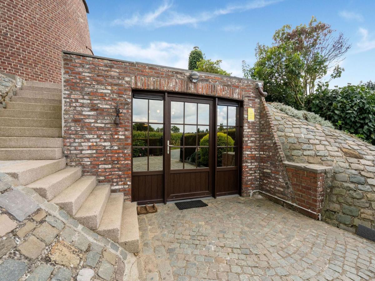 Stunning Holiday Home In Oombergen With Terrace And Garden Zottegem Exteriér fotografie